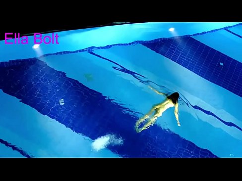 ❤️ Je ne peux pas m'arrêter de regarder, jeune blonde prise en train de nager nue dans la piscine de la station ELLA BOLT. ️❌ Porno dur at fr.image-kassir.ru ❤