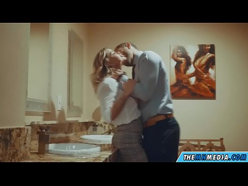 ❤️ Quand une blonde plantureuse vous séduit dans des toilettes publiques. ️❌ Porno dur at fr.image-kassir.ru ❤